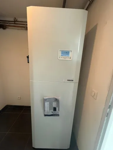 installation d'une pompe à chaleur air-eau FRISQUET à Clamart, Versailles, I.S.T.F