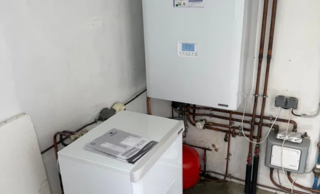 Installation d'un UPEC de 120 litres de la marque Frisquet pour le groupe scolaire Julien Cochin dans les Yvelines, Versailles, I.S.T.F